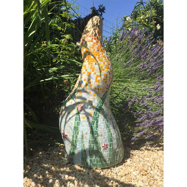 garden-sculpture-mosaic
